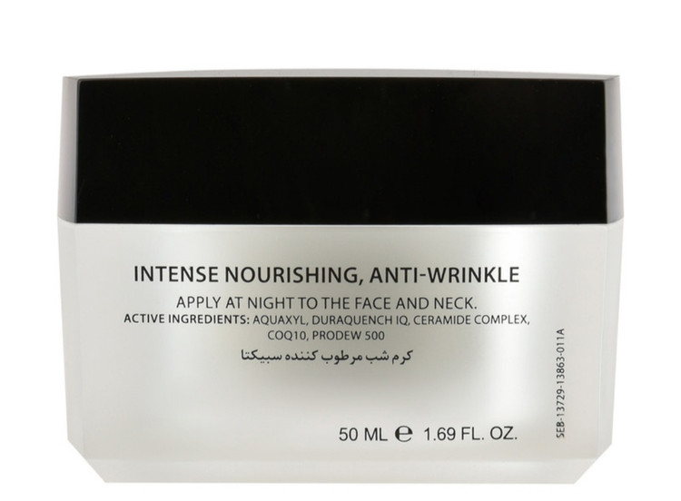 کرم شب مرطوب کننده سبیکتا باعث لطافت و نرمی پوست