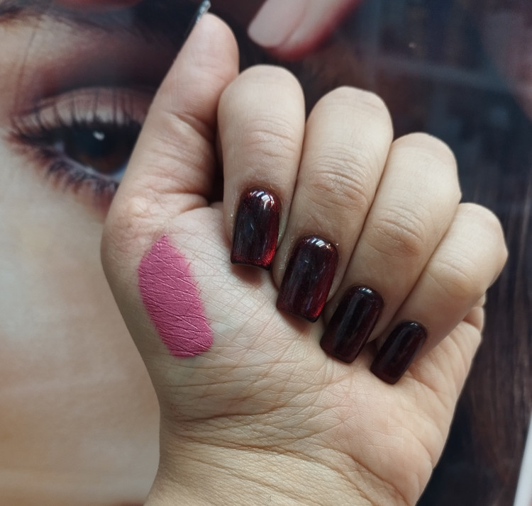 رژلب مایع بادوام سی ما تو شماره ۵۲۰