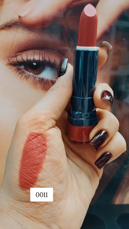 رژلب جامد تونایت شماره 011