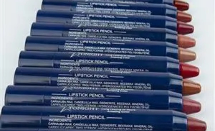 رژلب مدادی پیچی تونایت با قابلیت ماندگاری بالا