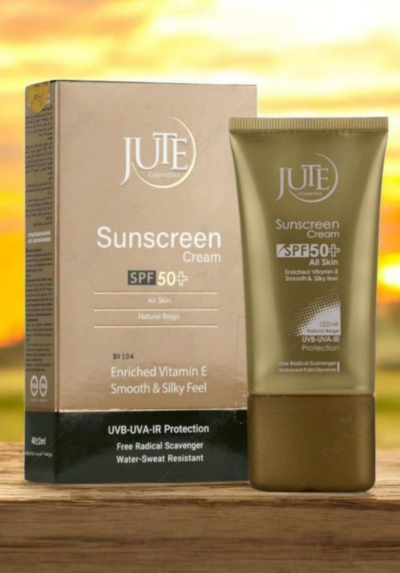 کرم ضدآفتاب ژوت مناسب انواع پوست در دو رنگ کاربردی