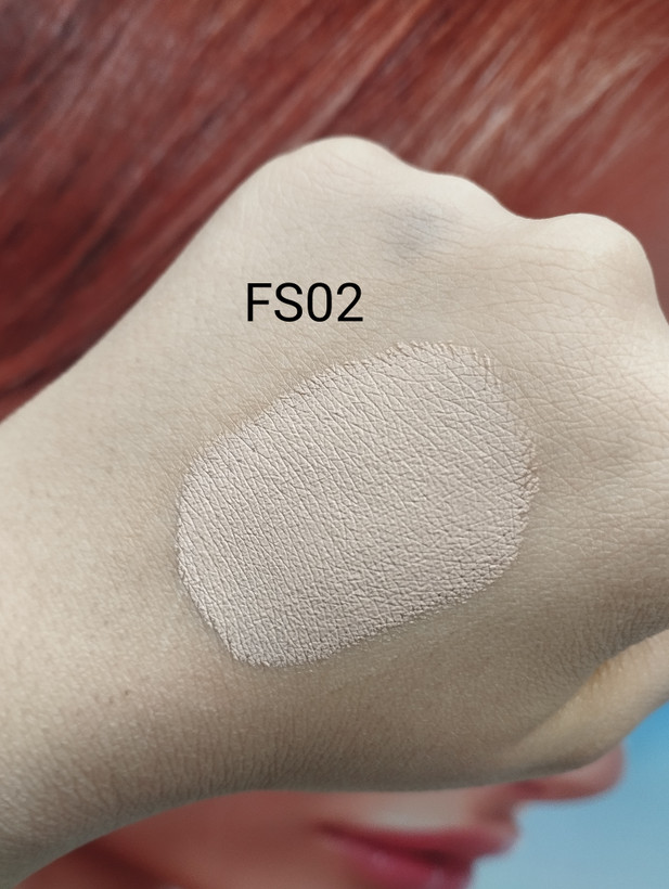 کرم پودر مات مای مناسب پوستهای نرمال شماره FS02