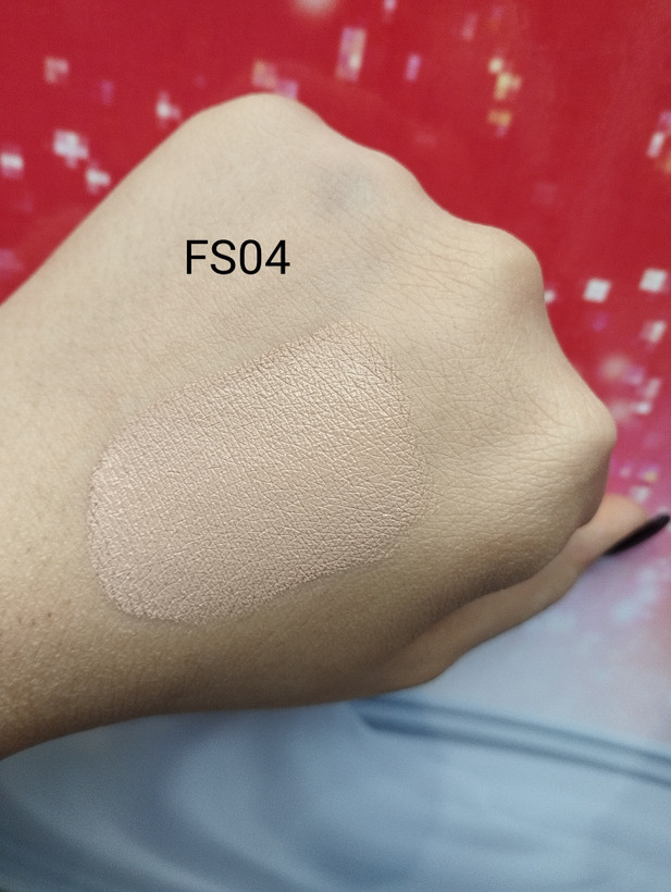 کرم پودر مات مای مناسب پوستهای نرمال شماره FS04