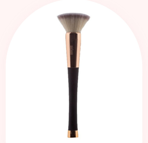 براش مسطح فوندیشن میچانو شماره 16F بسیار نرم بدون هیچگونه آزار پوست