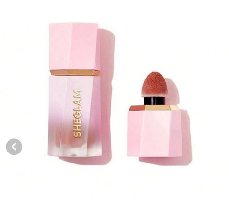 رژگونه مایع مات با پیگمنت فوق العاده