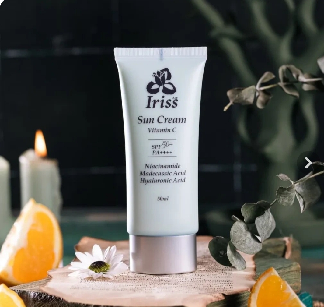 ضد آفتاب بیرنگ آیریس با SPF50،حاوی ویتامین C،حجم 50میل